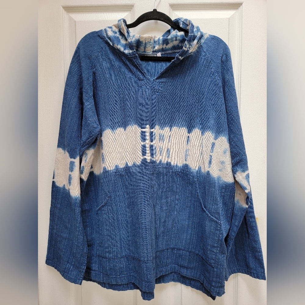 Earthbound Blue and White Tie-Dye Deep V Hoodie Size XL
